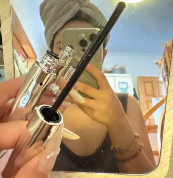 螺纹钢管睫毛膏睫毛打底液防水持久不掉色纤长卷翘钢管刷头定型